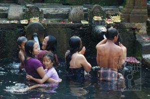 Holy waters 38  6 wm.jpg